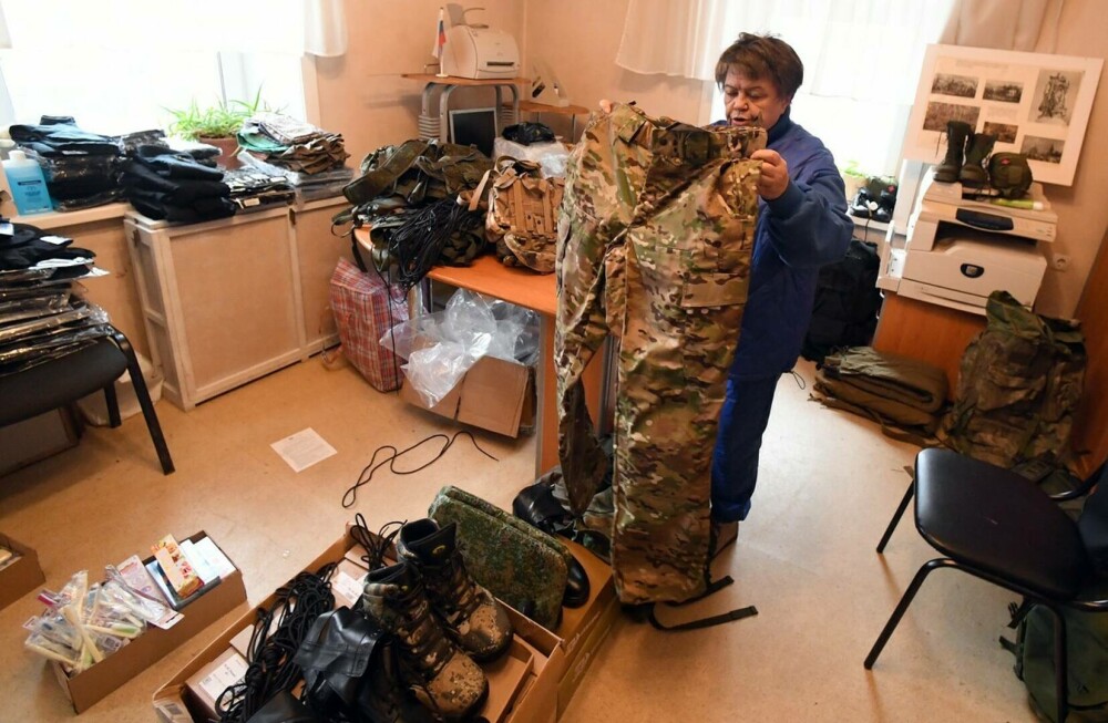 Peste 1,5 milioane de uniforme militare rusești au dispărut. Cum arată echipamentul unui soldat rus | GALERIE FOTO - Imaginea 6