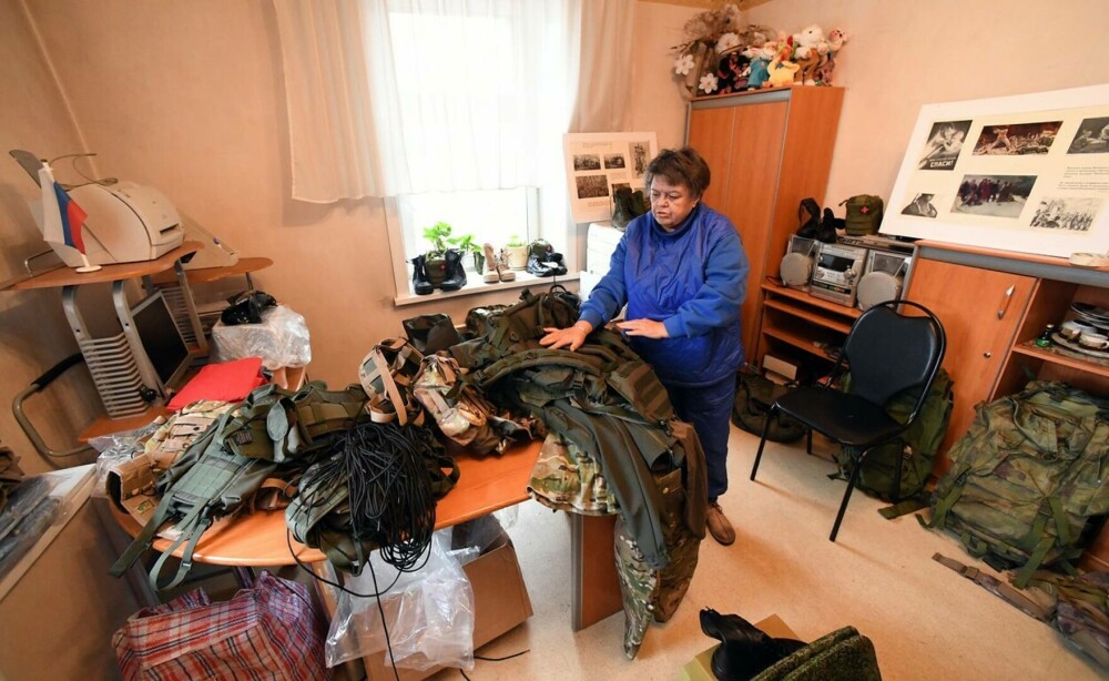 Peste 1,5 milioane de uniforme militare rusești au dispărut. Cum arată echipamentul unui soldat rus | GALERIE FOTO - Imaginea 10