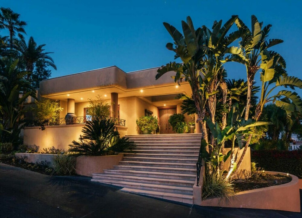 Cum arată casa extravagantă a lui Tommy Lee tocmai scoasă la vânzare. Costă 4,5 milioane de dolari. GALERIE FOTO - Imaginea 20