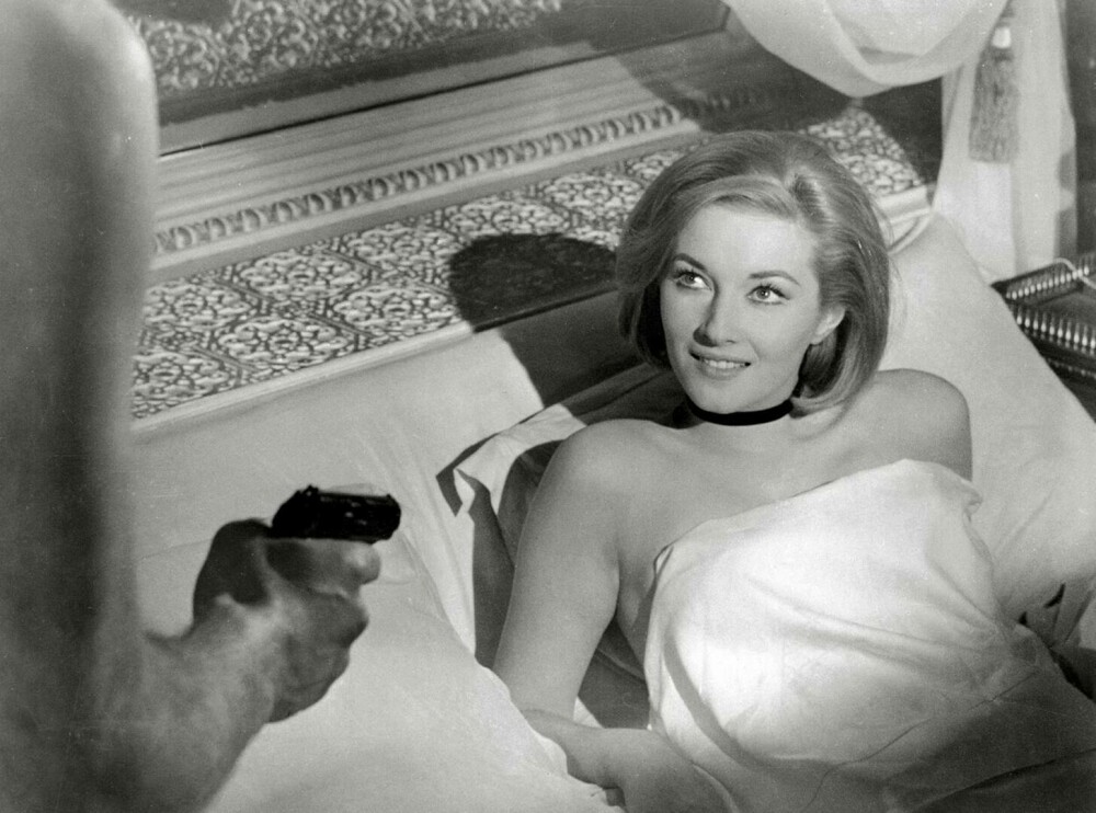 Cine sunt „Bondgirls”. 60 de ani alături de agentul secret James Bond | GALERIE FOTO - Imaginea 3