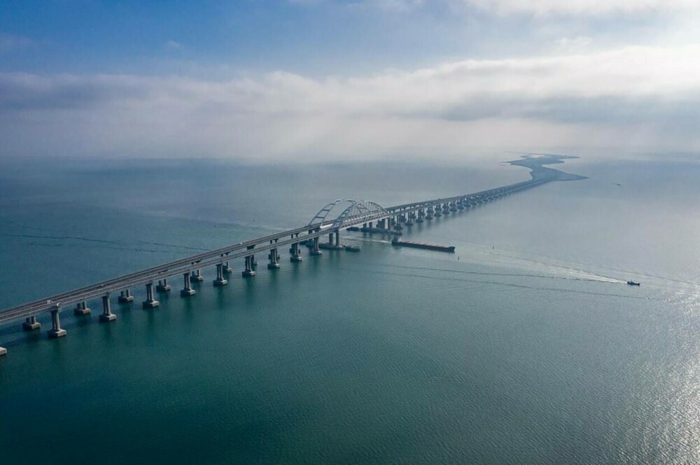 Podul Kerch, punct strategic pentru Rusia și un simbol al anexării Crimeei | GALERIE FOTO - Imaginea 9