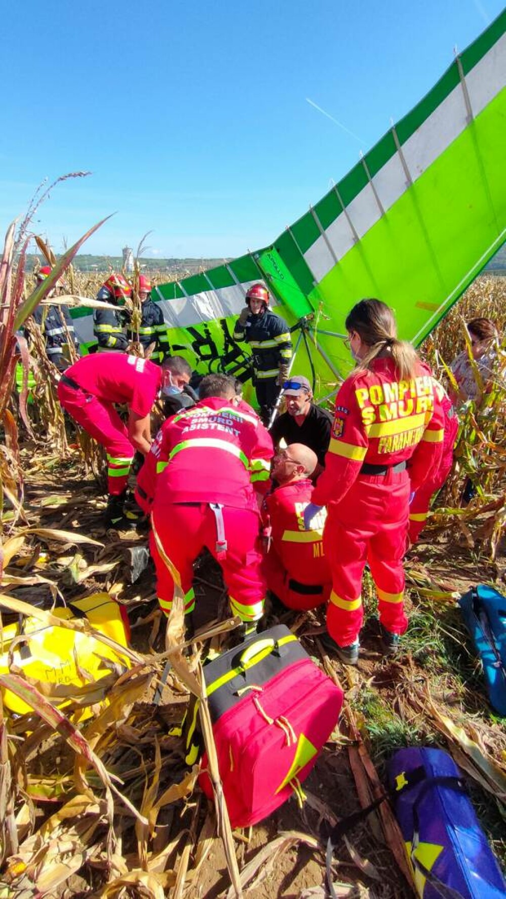 Incident aviatic cu două victime: Un motodeltaplan s-a prăbușit în Sibiu | FOTO - Imaginea 2