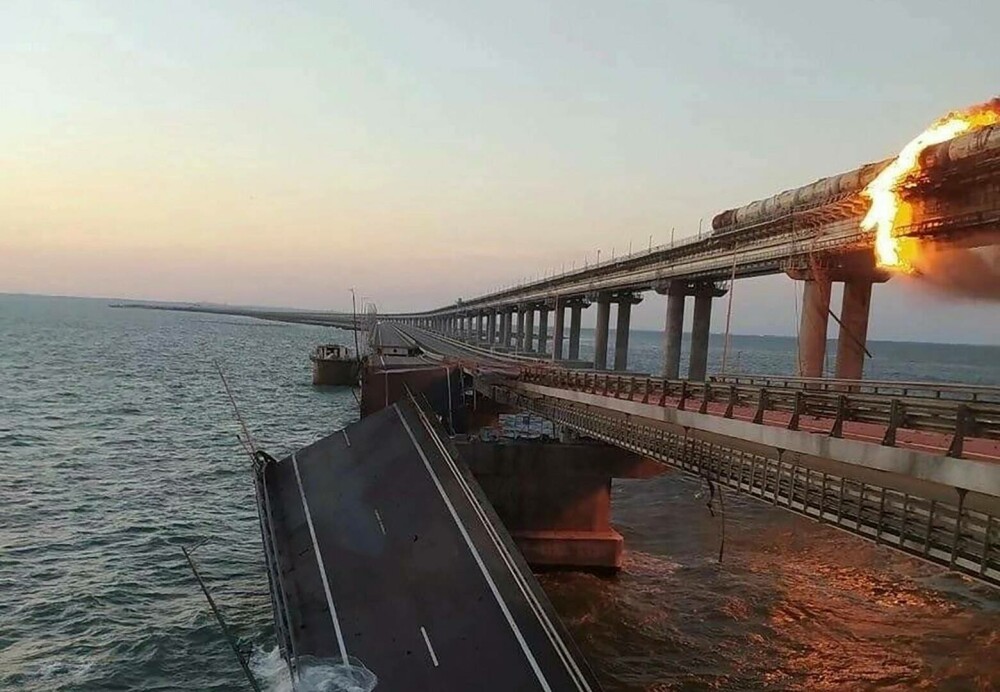 Daune masive la podul distrus din Crimeea. Cum arată acum | GALERIE FOTO - Imaginea 16