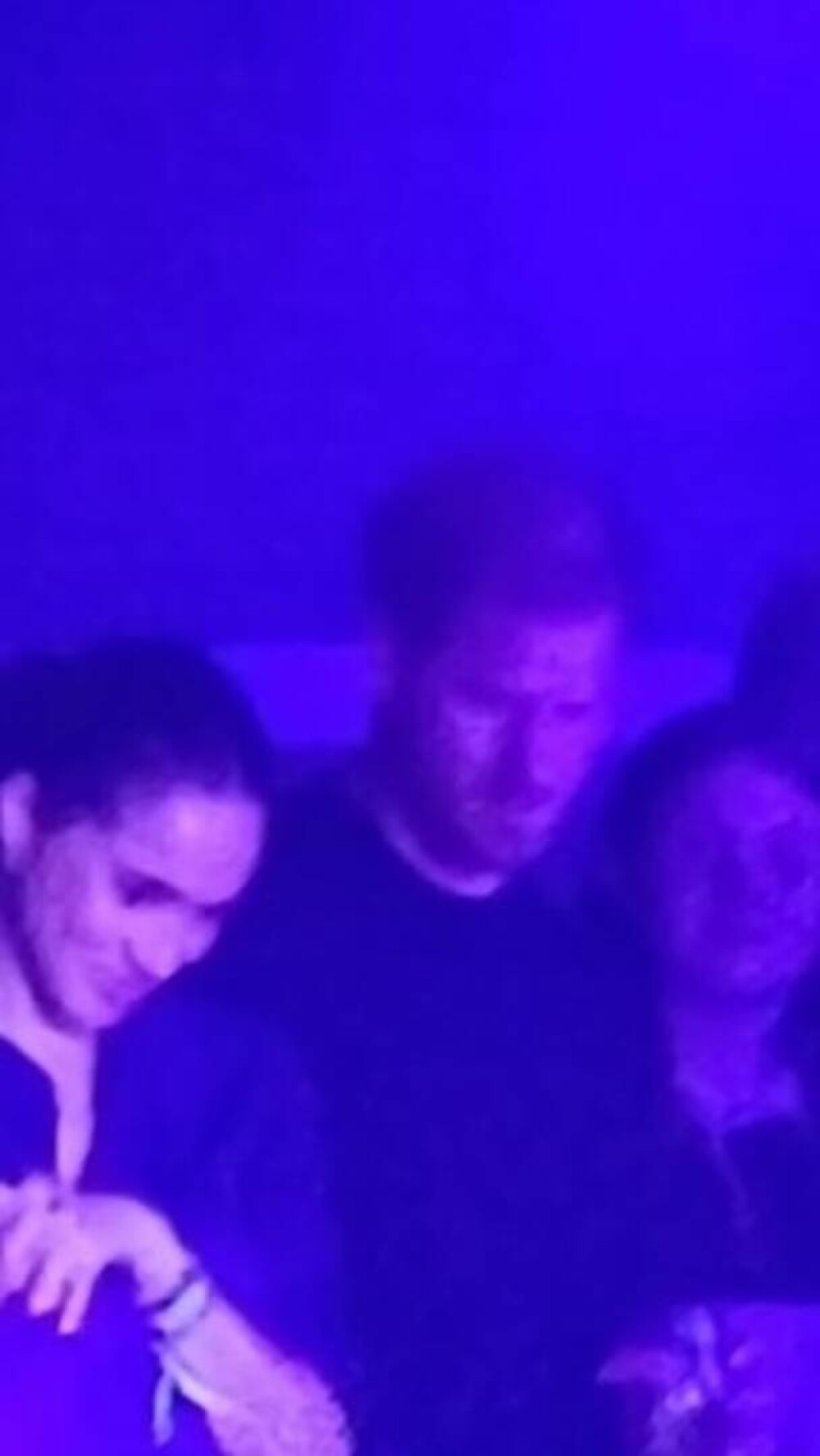 Prințul Harry și Meghan Markle, prezenți la un concert rock. Cum au fost surprinși ducele și ducesa de Sussex | GALERIE FOTO - Imaginea 6