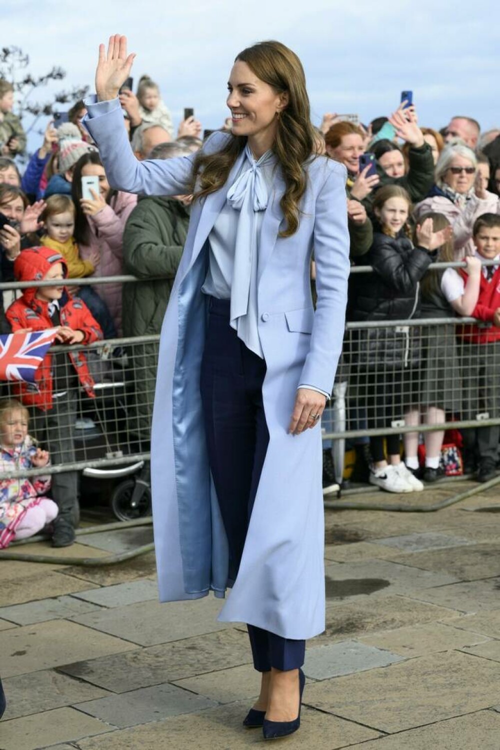 Inspirație în modă: Ținute marca Kate Middleton purtate de prințesă în această toamnă | GALERIE FOTO - Imaginea 20
