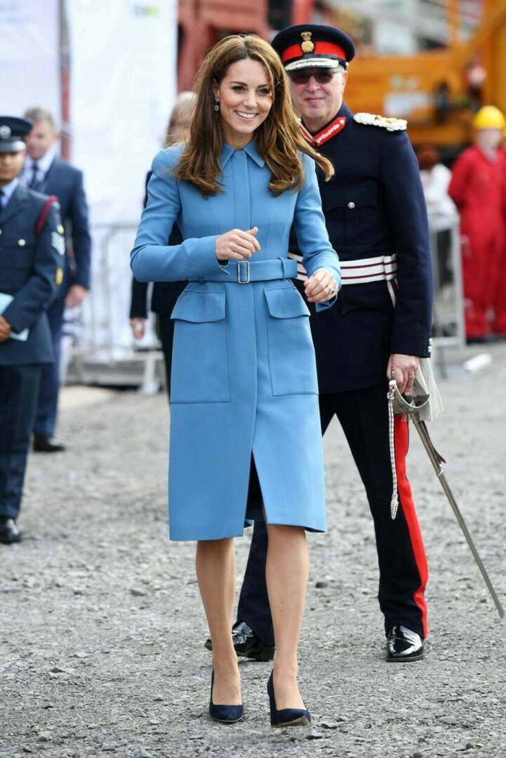 Inspirație în modă: Ținute marca Kate Middleton purtate de prințesă în această toamnă | GALERIE FOTO - Imaginea 13