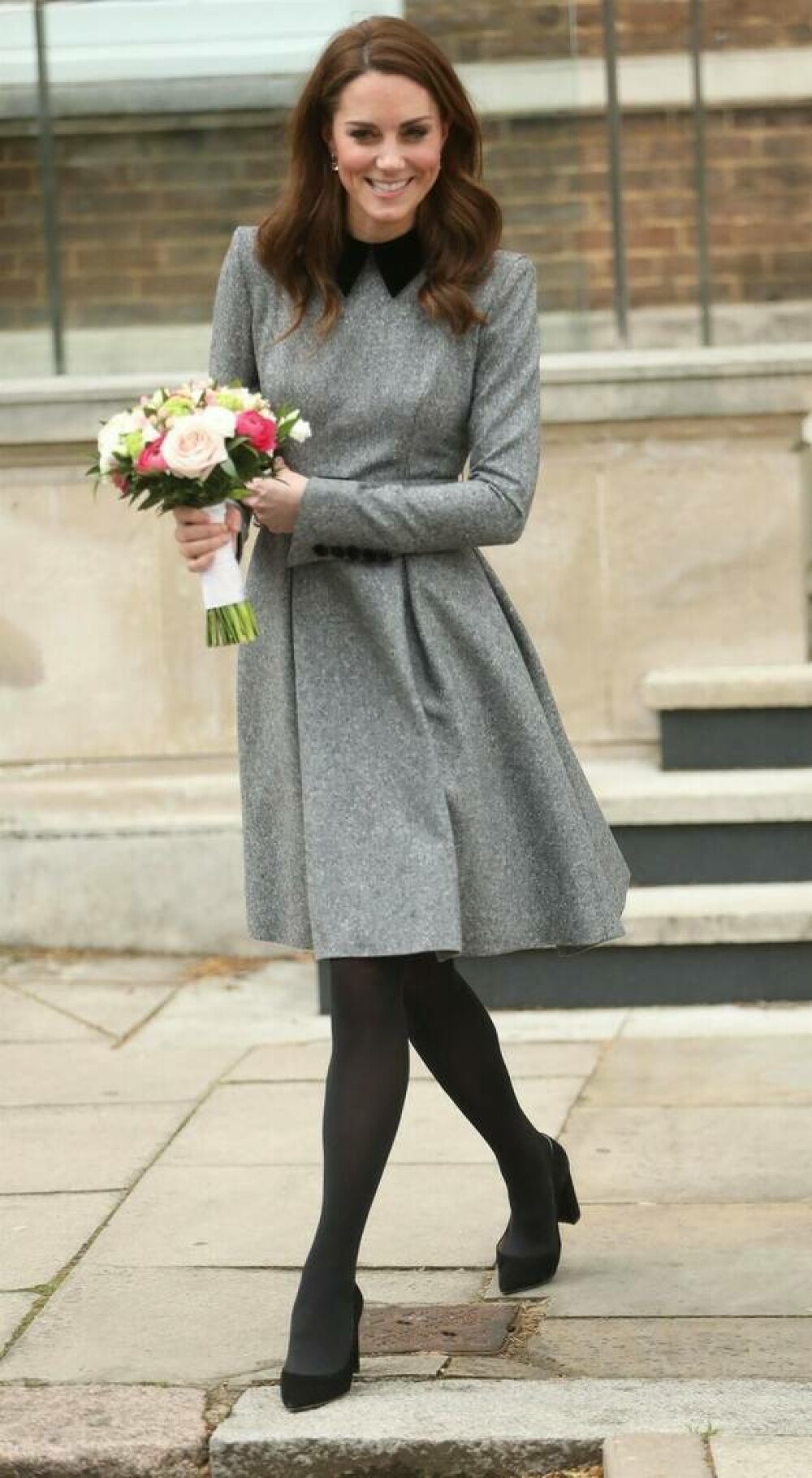 Inspirație în modă: Ținute marca Kate Middleton purtate de prințesă în această toamnă | GALERIE FOTO - Imaginea 9