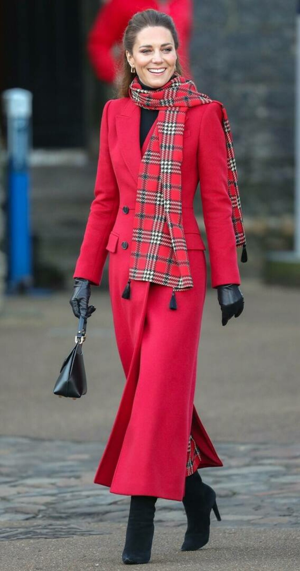 Inspirație în modă: Ținute marca Kate Middleton purtate de prințesă în această toamnă | GALERIE FOTO - Imaginea 8
