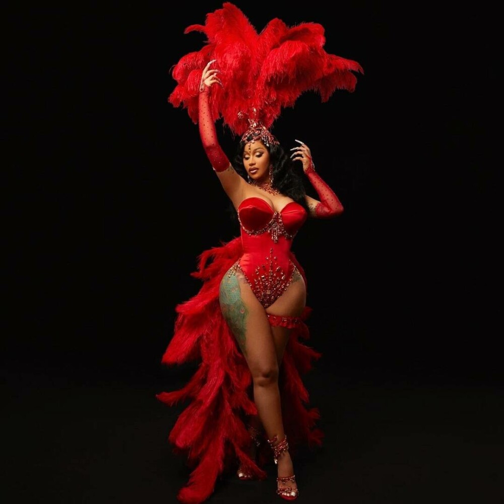 Cum și-a sărbătorit Cardi B aniversarea de 30 de ani. Petrecere în stil cabaret | GALERIE FOTO - Imaginea 4