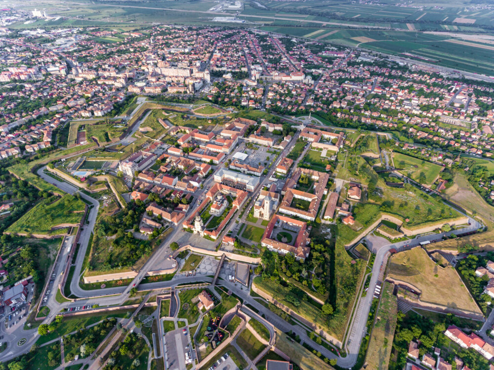 Obiective turistice în Alba Iulia. Ce poți face și ce e de vizitat în oraș și împrejurimi - Imaginea 9