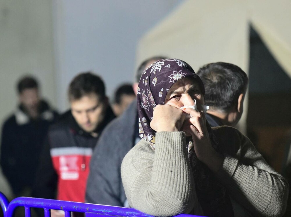 40 de persoane au murit în urma exploziei de la o mină din Turcia. Alți 15 muncitori sunt încă blocați VIDEO, GALERIE FOTO - Imaginea 5