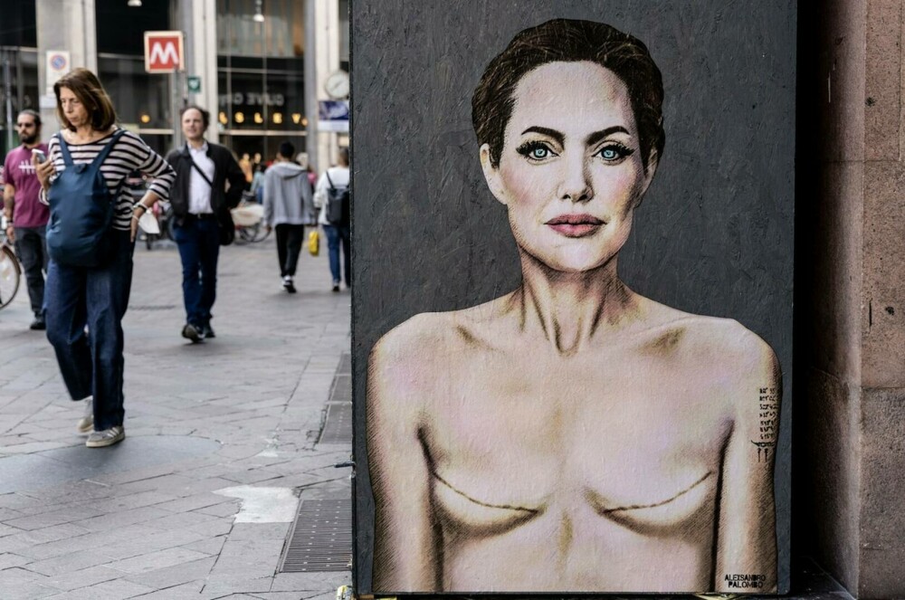 Cum a apărut Angelina Jolie pe un zid din Milano. Imaginea simbolizează un avertisment pentru femeile din întreaga lume. FOTO - Imaginea 4