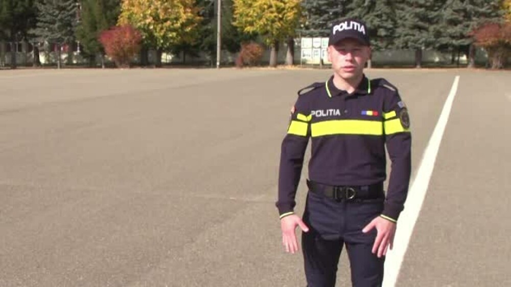Cum arată noile uniforme ale Poliției Române. După 20 de ani, dispar pantofii cu toc și pantalonii cu dungă - Imaginea 4