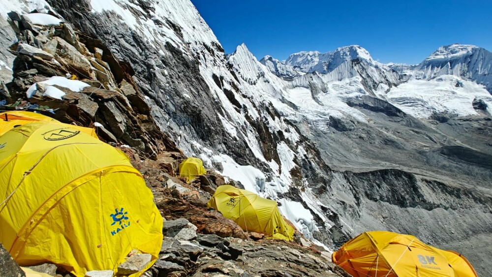 UPDATE: SUMMIT AMA DABLAM! Expediție în Himalaya pe cel mai tehnic vârf din lume. Jurnal LIVE BLOG - Imaginea 52