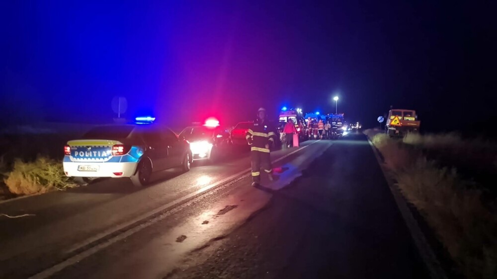 Plan Roșu de intervenție în Constanța. Un autocar cu zeci de pasageri la bord s-a răsturnat în localitatea Hârșova - Imaginea 6
