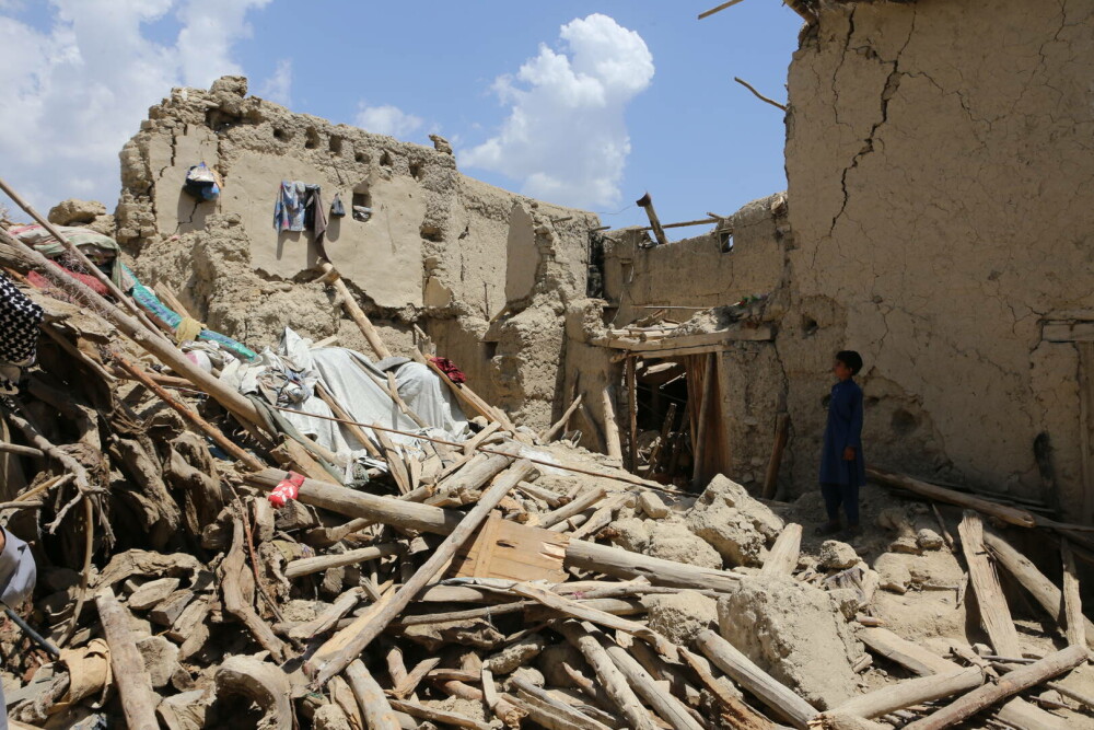 „Mi-am pierdut 11 membri ai familiei”. Mărturii sfâșietoare în urma cutremurului care a devastat Afganistanul - Imaginea 2