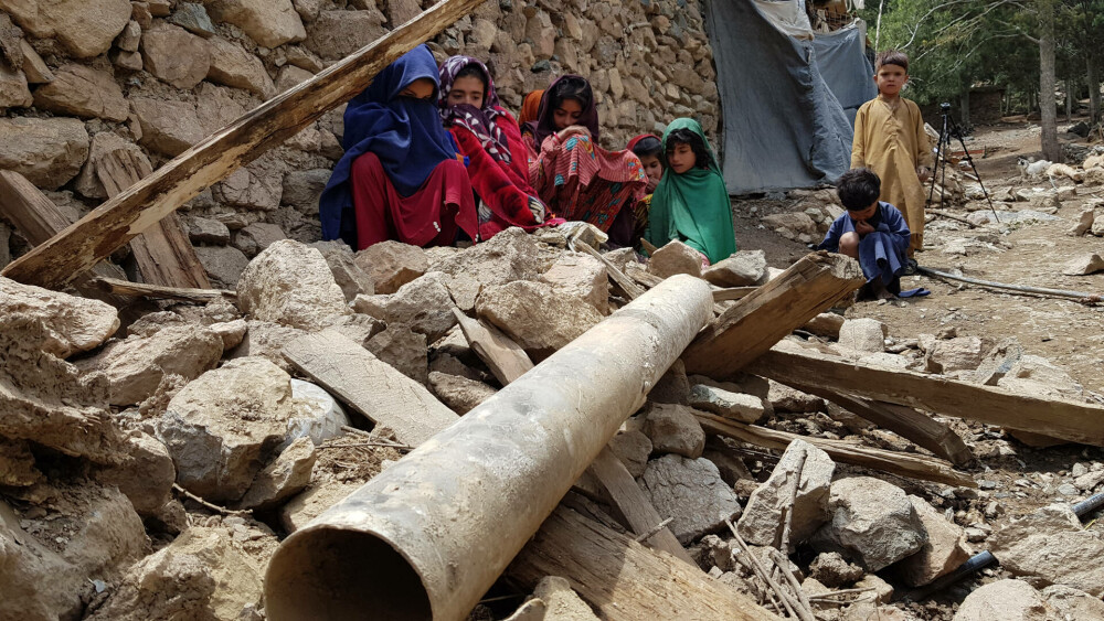 „Mi-am pierdut 11 membri ai familiei”. Mărturii sfâșietoare în urma cutremurului care a devastat Afganistanul - Imaginea 7