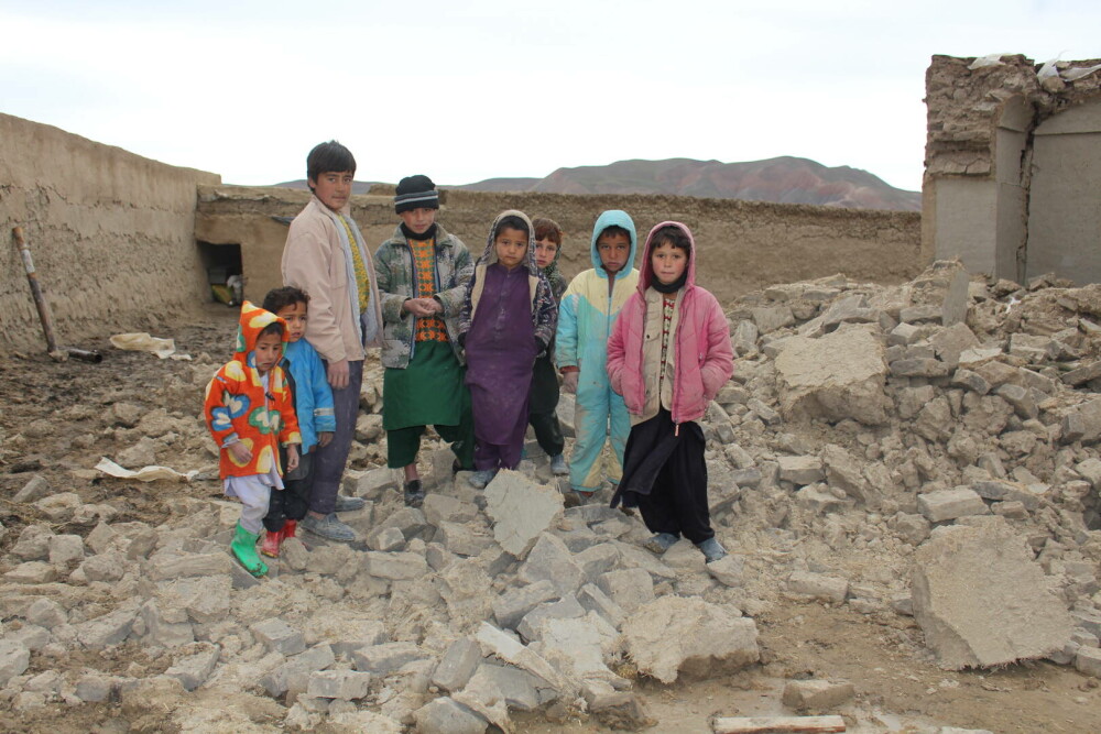 „Mi-am pierdut 11 membri ai familiei”. Mărturii sfâșietoare în urma cutremurului care a devastat Afganistanul - Imaginea 20