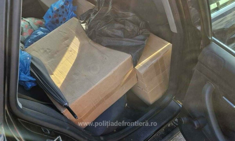 Bărbat din Botoșani, anchetat după ce a fost prins transportând ţigări de contrabandă în valoare de 43.700 de lei. FOTO - Imaginea 1