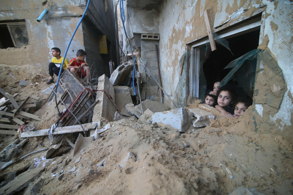 „Cimitirul groazei”. Gaza devine rapid un loc de veci pentru copii. Avertisment lansat de secretarul general al ONU | FOTO - Imaginea 13