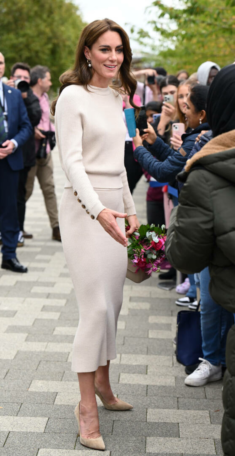 Prințesa Kate Middleton se îmbracă de la Piatra Neamț. ”Grația divină ne-a ajutat” GALERIE FOTO - Imaginea 2