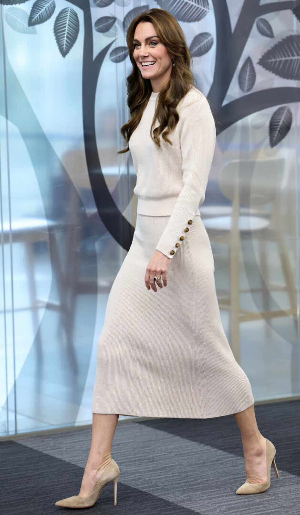 Prințesa Kate Middleton se îmbracă de la Piatra Neamț. ”Grația divină ne-a ajutat” GALERIE FOTO - Imaginea 18