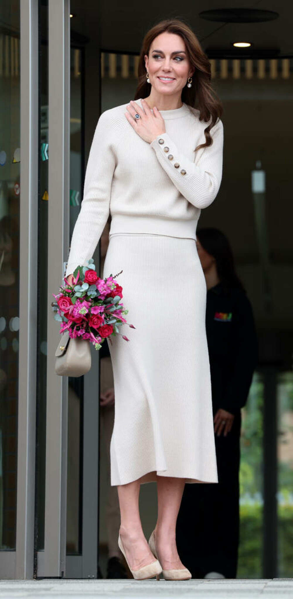 Prințesa Kate Middleton se îmbracă de la Piatra Neamț. ”Grația divină ne-a ajutat” GALERIE FOTO - Imaginea 20