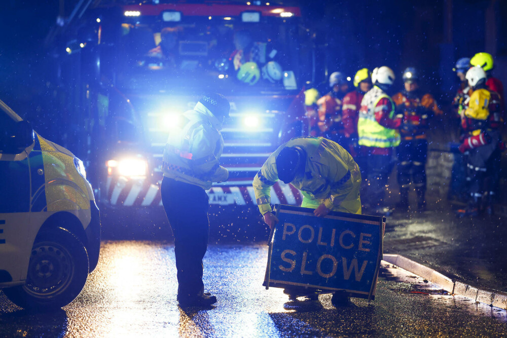 Furtuna Babet face ravagii în Regatul Unit. O femeie a murit în urma inundaţiilor și sute de locuinţe au fost evacuate - Imaginea 7