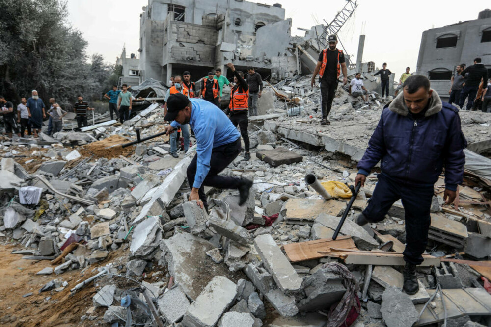 Peste 430 de persoane au murit în doar 24 de ore în Gaza. Bilanţul total începând cu 7 octombrie a trecut de 5.000 de morţi - Imaginea 3
