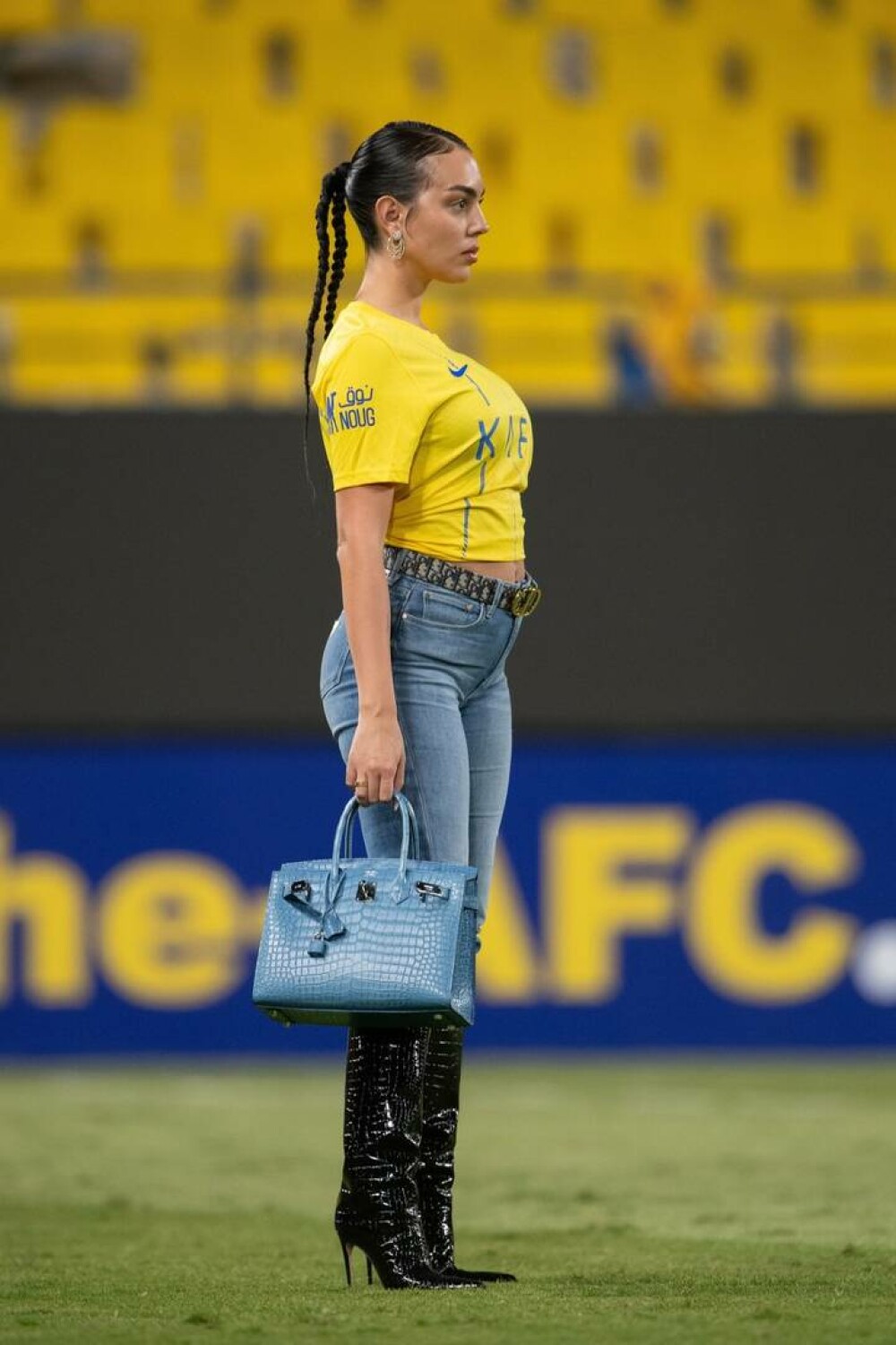 Georgina Rodriguez, atrăgătoare pe terenul de fotbal. Iubita lui Ronaldo a atras toate privirile | GALERIE FOTO - Imaginea 2