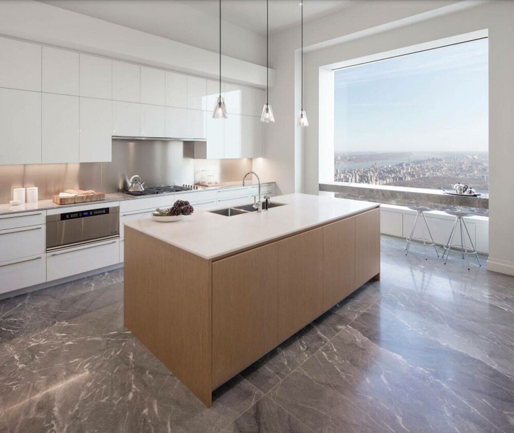 Cum arată un apartament din New York scos la vânzare cu 135 de milioane de dolari. Incredibil de ce s-a dat la jumătate FOTO - Imaginea 3