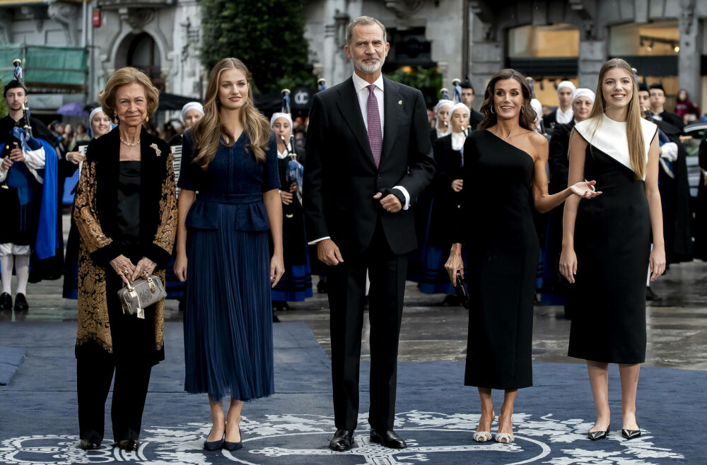 Prințesa Leonor a Spaniei va împlini 18 ani. Cum arată fiica cea mare a familiei regale. GALERIE FOTO - Imaginea 12