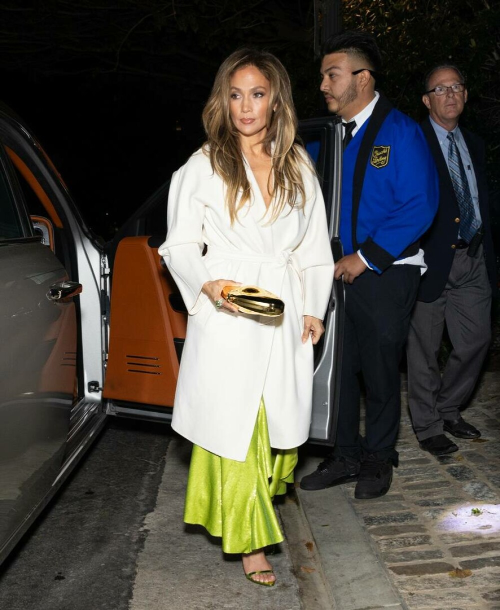 Jennifer Lopez a făcut furori pe Instagram. Cum s-a lăsat fotografiată artista | GALERIE FOTO - Imaginea 17