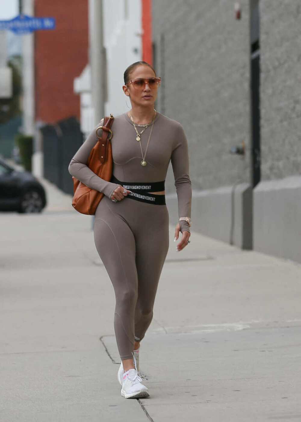 Jennifer Lopez a făcut furori pe Instagram. Cum s-a lăsat fotografiată artista | GALERIE FOTO - Imaginea 21