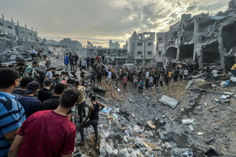 Israelul a bombardat o tabără de refugiați din Fâșia Gaza. Hamas anunță 50 de morți. Un comandant al grupării a fost eliminat - Imaginea 2