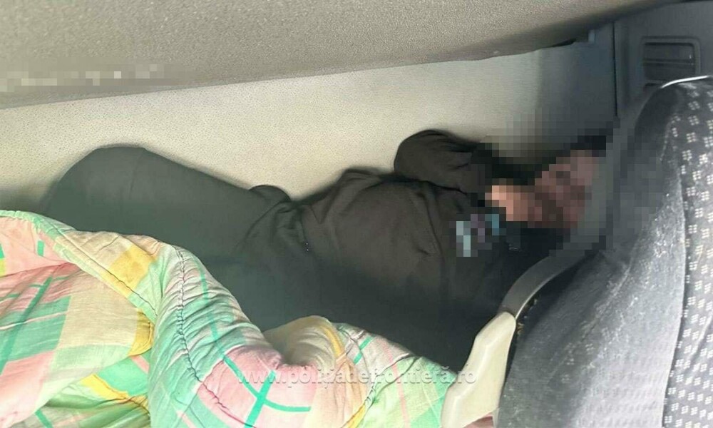 Ce au găsit polițiștii din Dolj sub o pătură, în cabina unui camion. Șoferul nu mai are voie să intre în țară timp de 5 ani - Imaginea 2