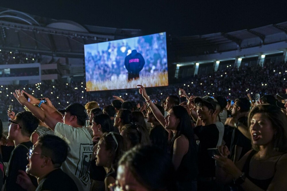 China este țară cu una dintre cele mai dure cenzuri din lume. Cum a reușit controversatul Kanye West să susțină un concert - Imaginea 2