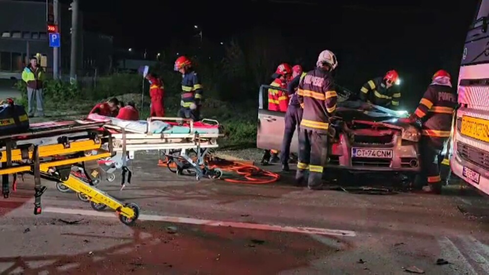 Două tinere de 21 și 28 de ani au murit pe loc într-un cumplit accident între Agigea și Techirghiol. Șoferul vinovat era băut - Imaginea 1