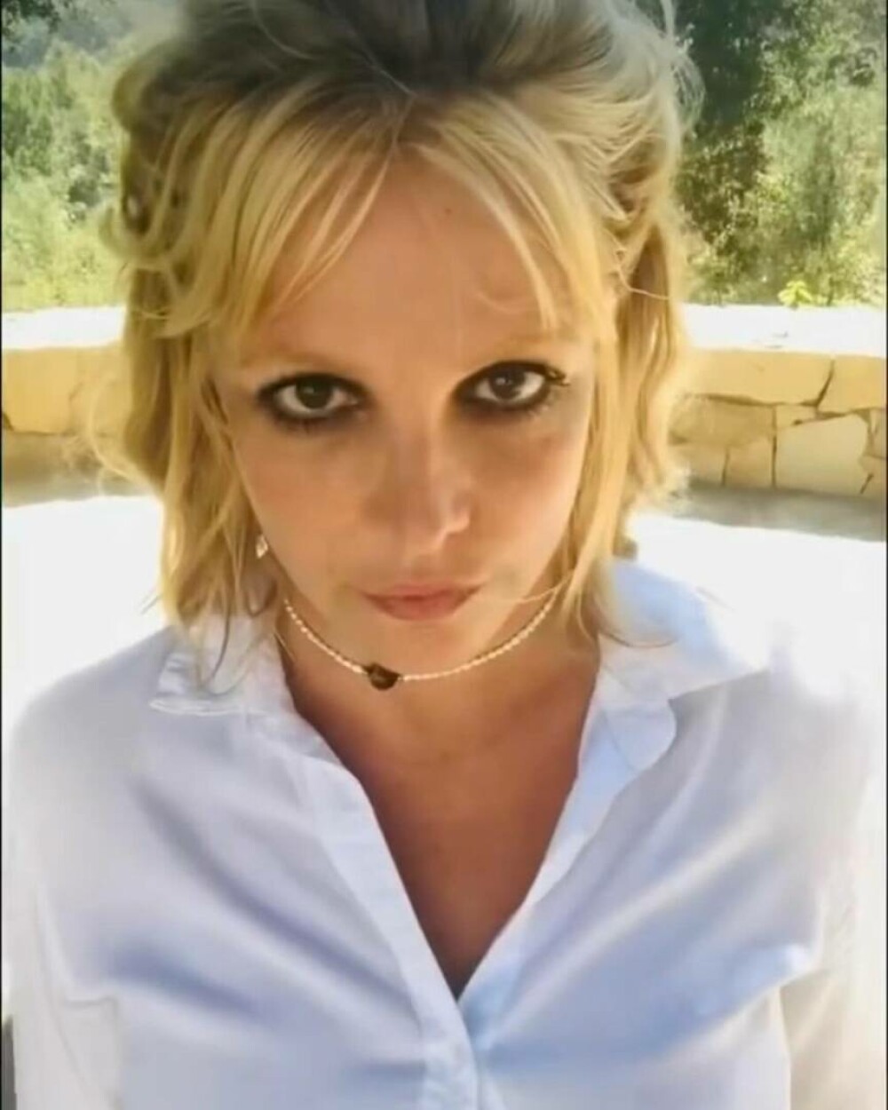 Britney Spears și-a șocat, din nou fanii, după ce a anunțat că s-a măritat cu ea însăși. GALERIE FOTO - Imaginea 7