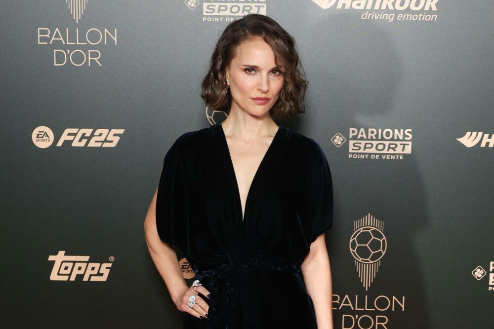 Natalie Portman, plină de eleganță la Gala Balonului de Aur. A premiat-o pe cea mai bună fotbalistă a lumii. FOTO - Imaginea 7