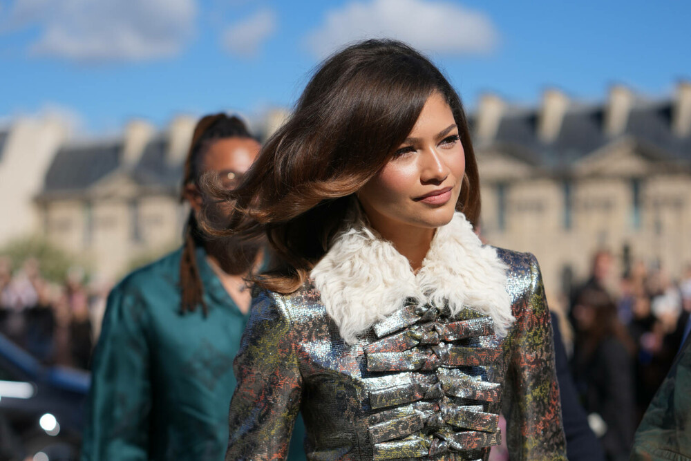 Zendaya, apariție îndrăzneață la Săptămâna Modei de la Paris. Ținuta spectaculoasă pe care a purtat-o. GALERIE FOTO - Imaginea 24