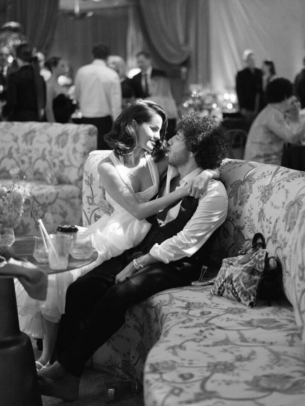 Selena Gomez și Benny Blanco, imagini noi de la nuntă. Câte rochii a avut artista. GALERIE FOTO - Imaginea 25