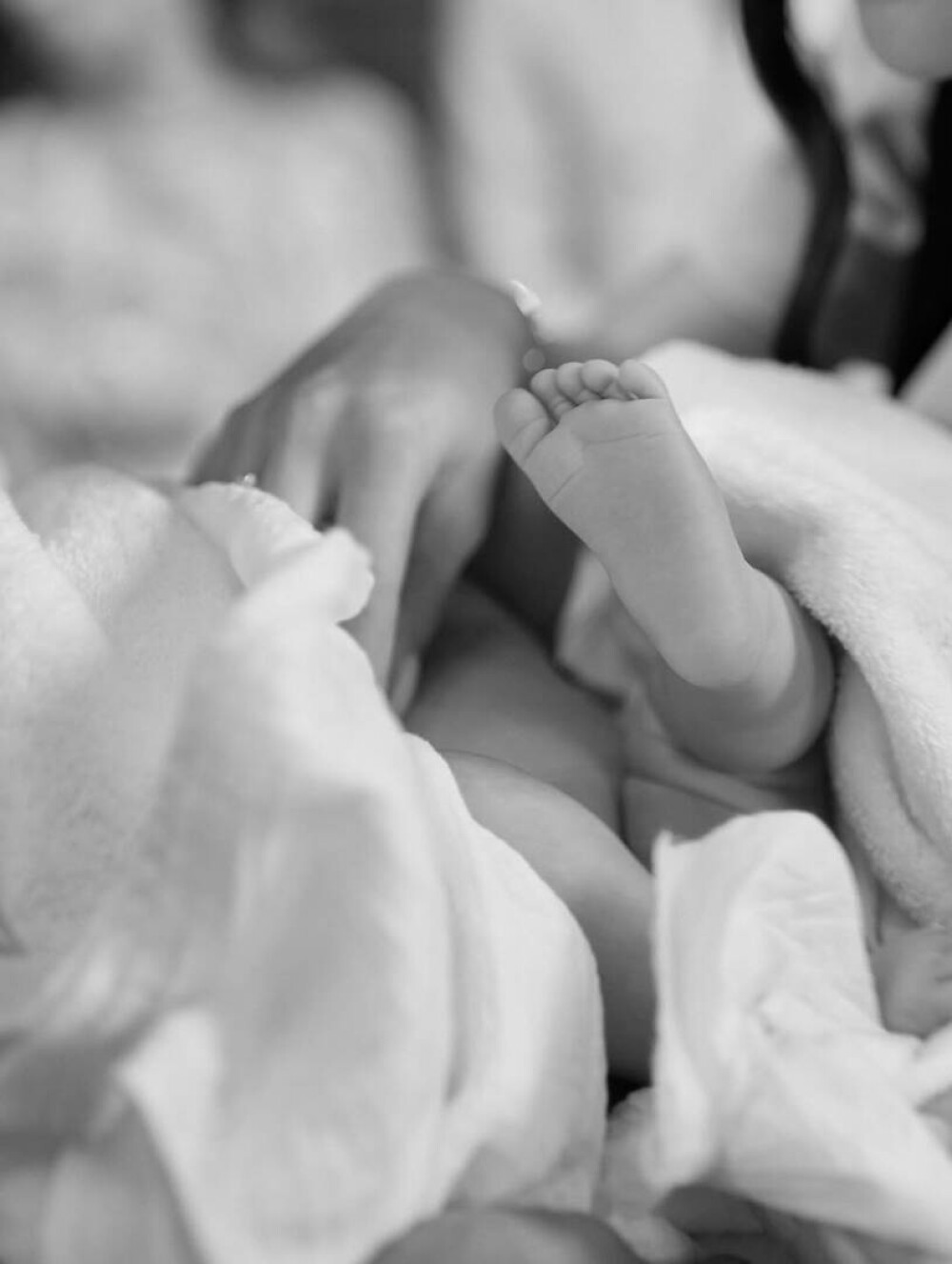 Ianis și Elena Hagi și-au botezat copilul. Primele imagini cu micuțul Giorgios. GALERIE FOTO - Imaginea 2