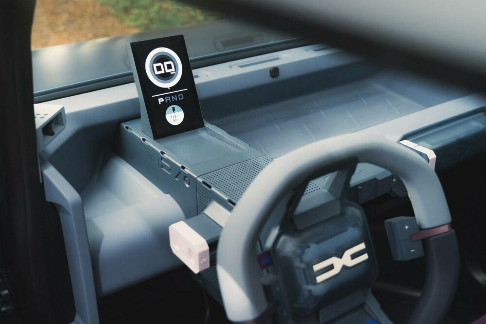 Dacia a prezentat o nouă mașină cu care ar putea da lovitura. Cum arată „Hipster”. GALERIE FOTO - Imaginea 2