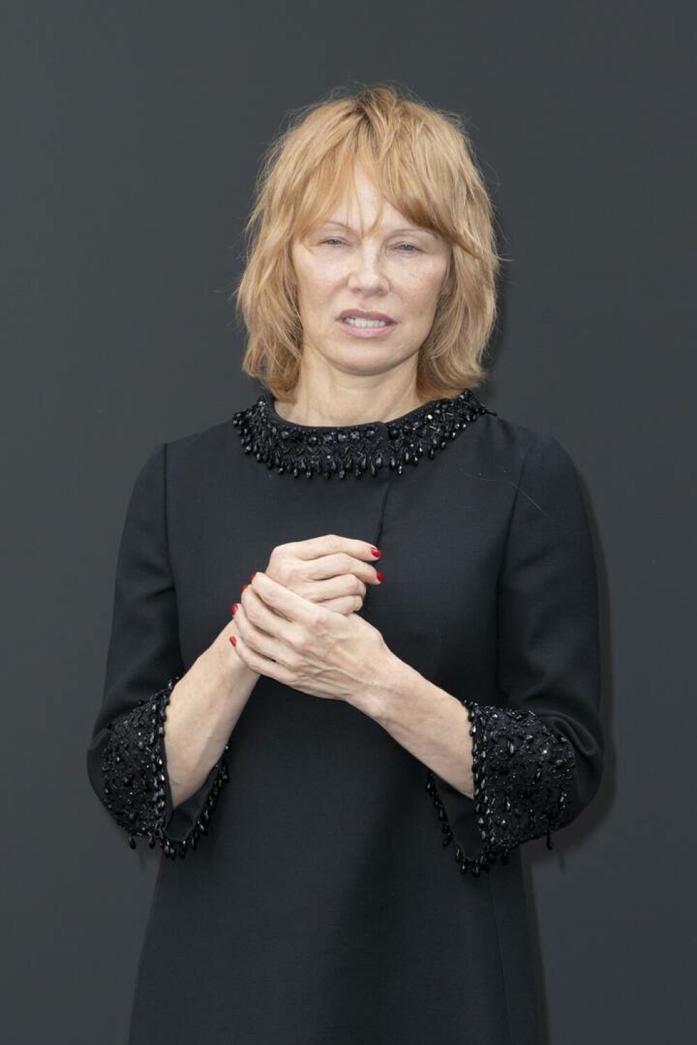 Pamela Anderson, de nerecunoscut. Schimbare radicală de look la Săptămâna Modei de la Paris. GALERIE FOTO - Imaginea 49