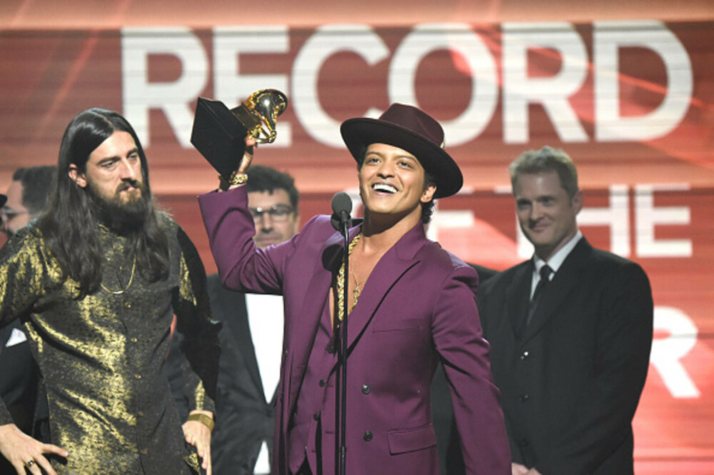 Bruno Mars împlineşte 40 de ani. Detalii neștiute despre viața artistului. GALERIE FOTO - Imaginea 21