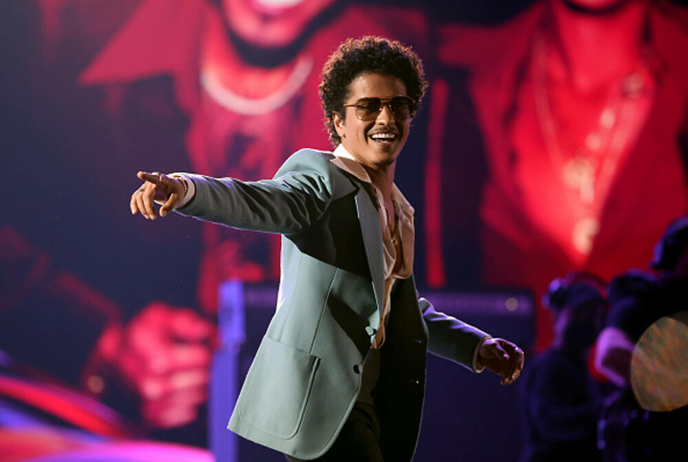Bruno Mars împlineşte 40 de ani. Detalii neștiute despre viața artistului. GALERIE FOTO - Imaginea 31