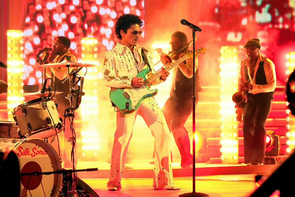 Bruno Mars împlineşte 40 de ani. Detalii neștiute despre viața artistului. GALERIE FOTO - Imaginea 33