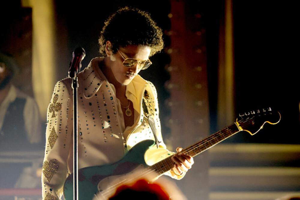 Bruno Mars împlineşte 40 de ani. Detalii neștiute despre viața artistului. GALERIE FOTO - Imaginea 34