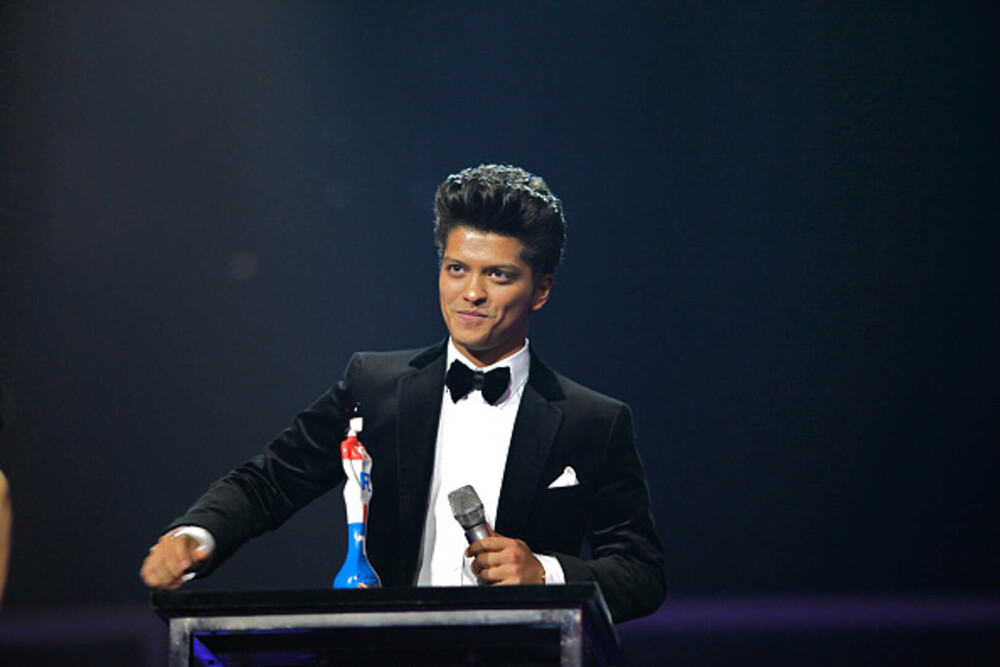 Bruno Mars împlineşte 40 de ani. Detalii neștiute despre viața artistului. GALERIE FOTO - Imaginea 37